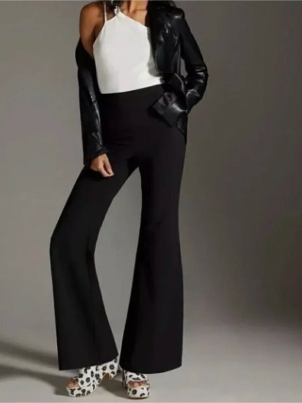 Anthropologie Hutch Stretch Crepe Flare Pants M Black High rise trousers